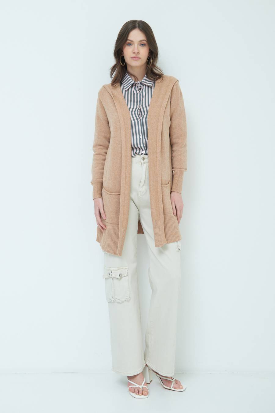 Kikisix CARDIGAN CON DUE TASCHE CAMMELLO Prezzo Ridotto