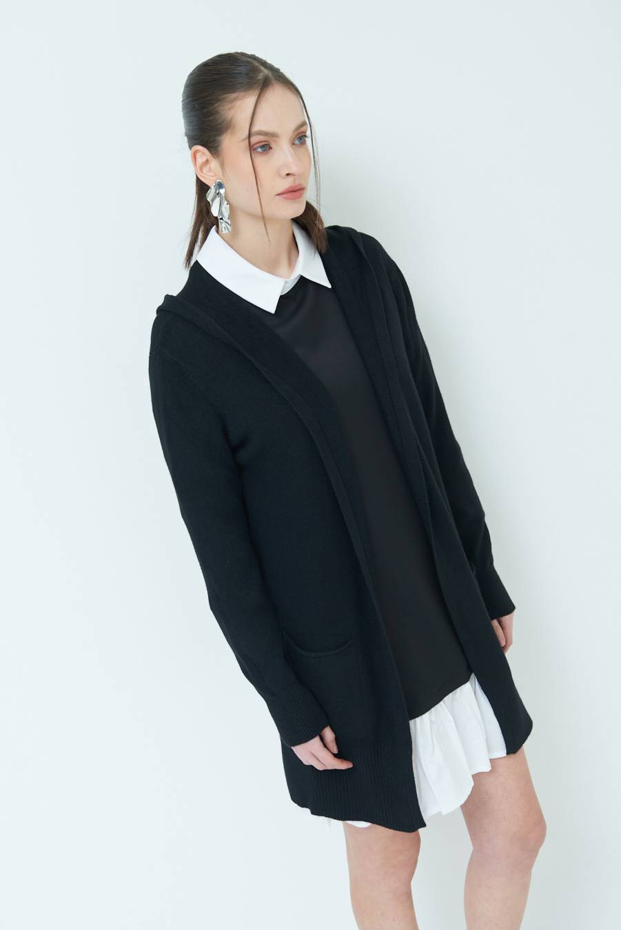 Kikisix CARDIGAN CON DUE TASCHE NERO Sottocosto