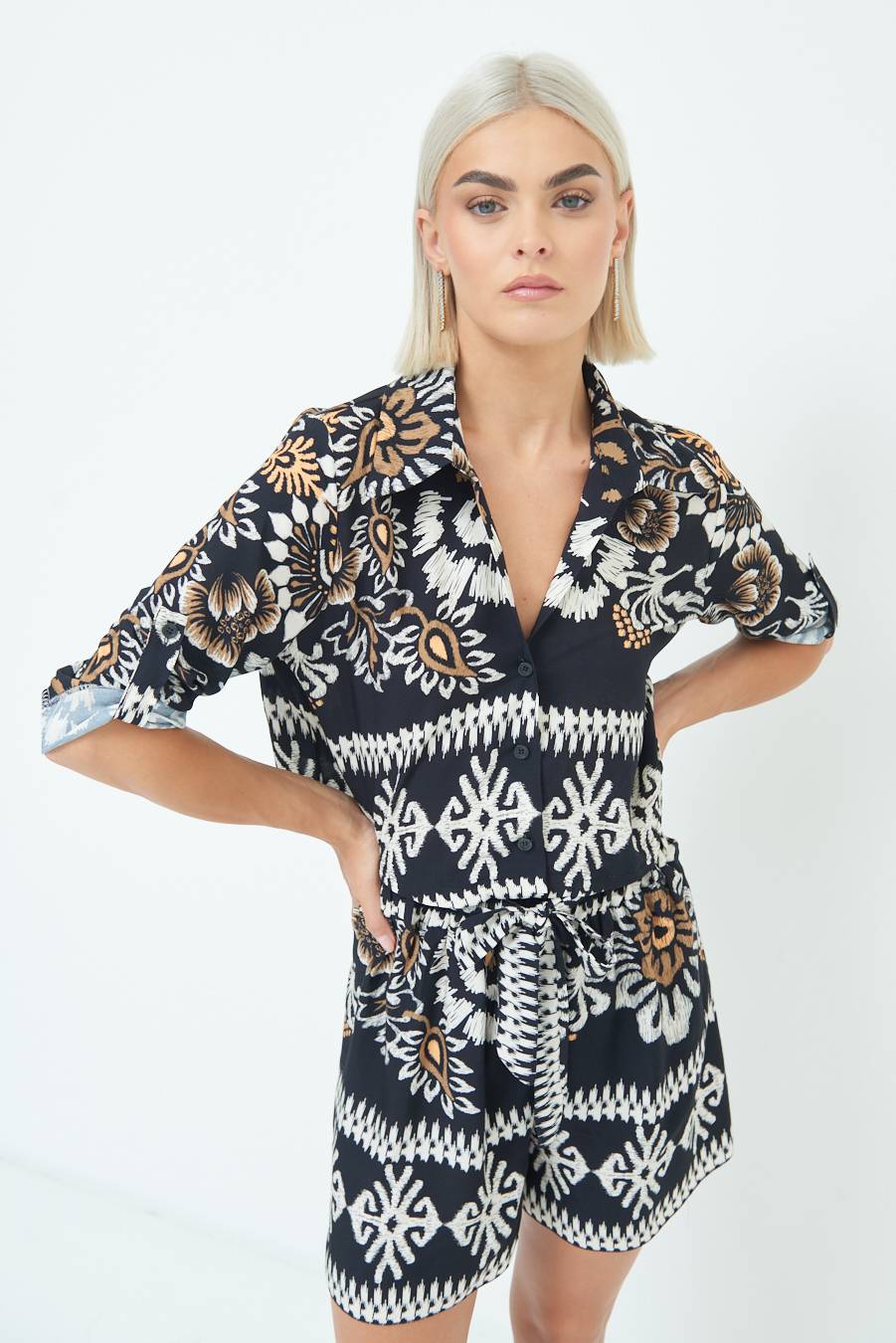 Kikisix CAMICIA CROP BALZA NERO Presa