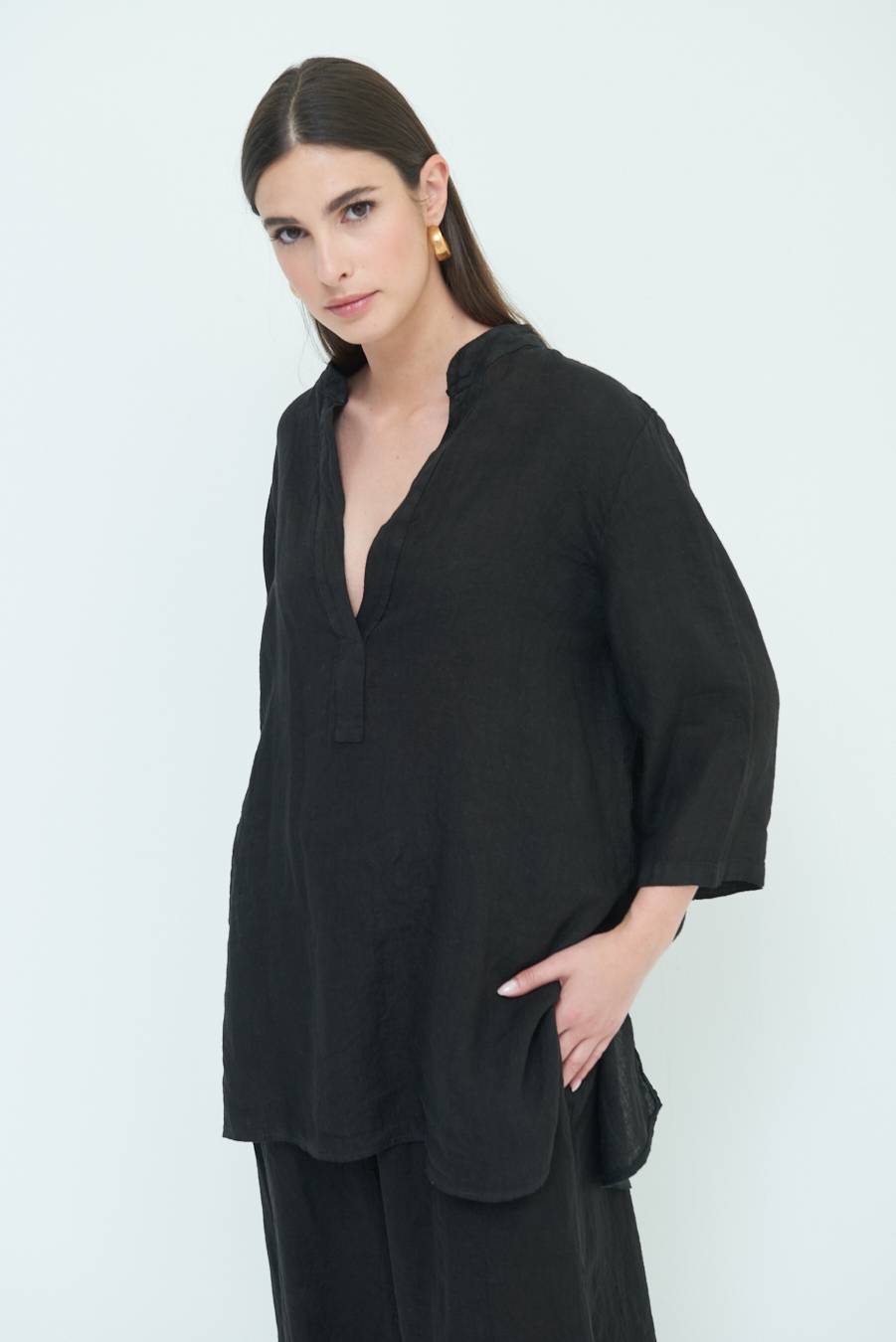 Kikisix CAMICIA COLLO COREANA OVERSIZE CON SPACCHI NERO I Più Venduti