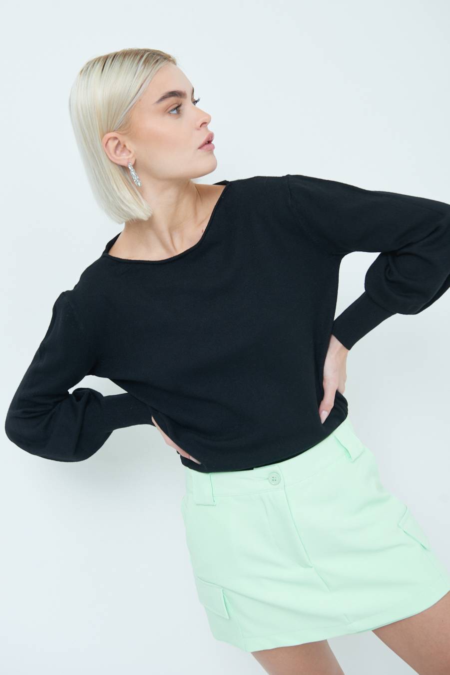 Kikisix MAGLIA REGOLARE SCOLLO BARCA NERO Shopping Online