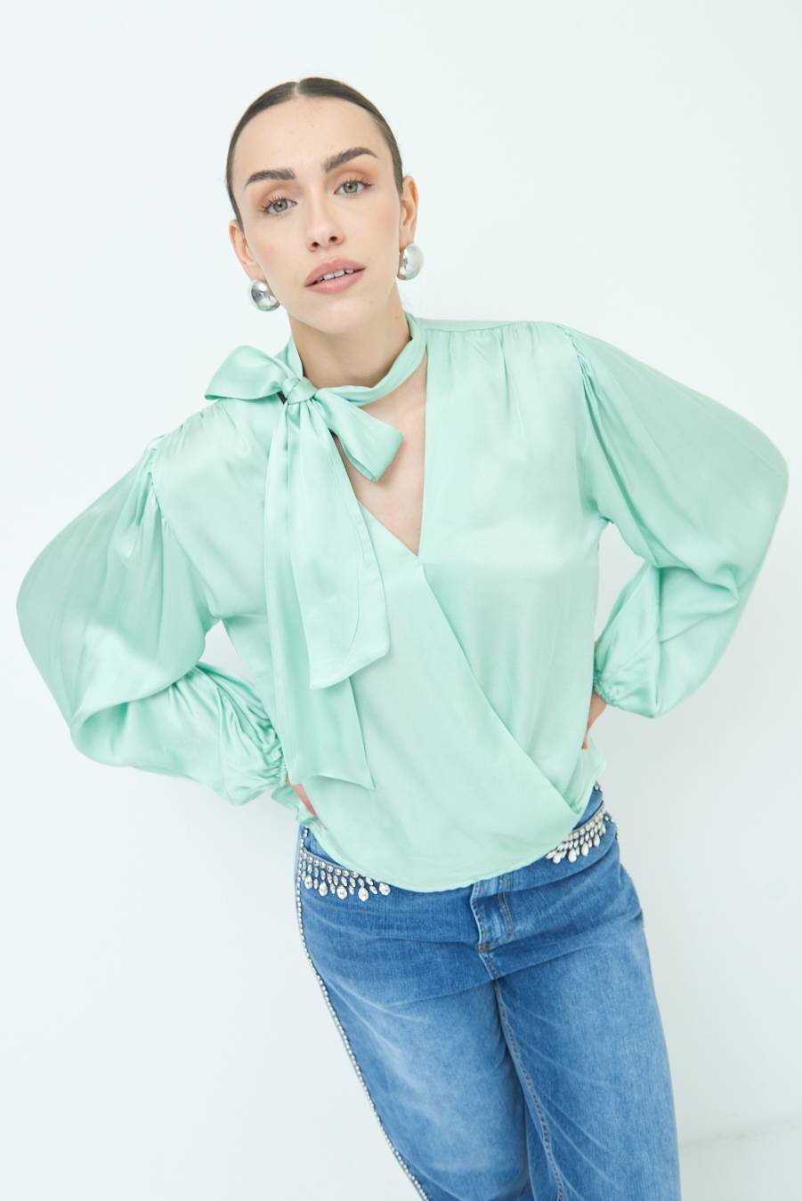 Kikisix CASACCA INCROCIO RASO VISCOSA VERDE Sconto