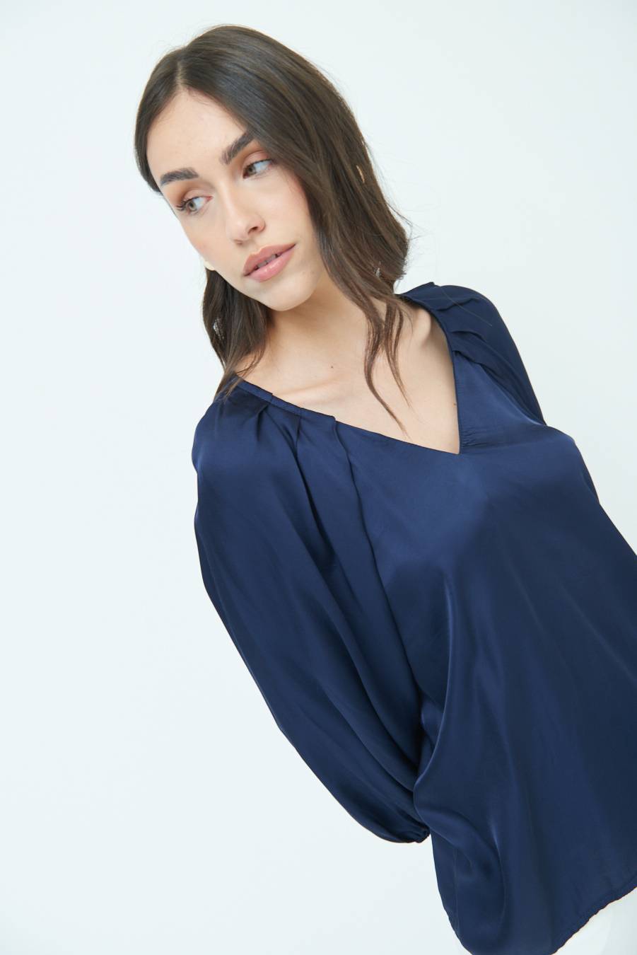 Kikisix CASACCA SCOLLO V RASO VISCOSA BLU Saldi Di Fabbrica