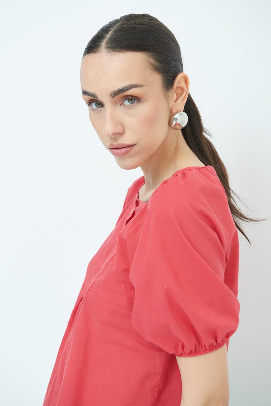 Kikisix CAMICIA CON BOTTONCINI DAV. COTONE ROSSO 2025