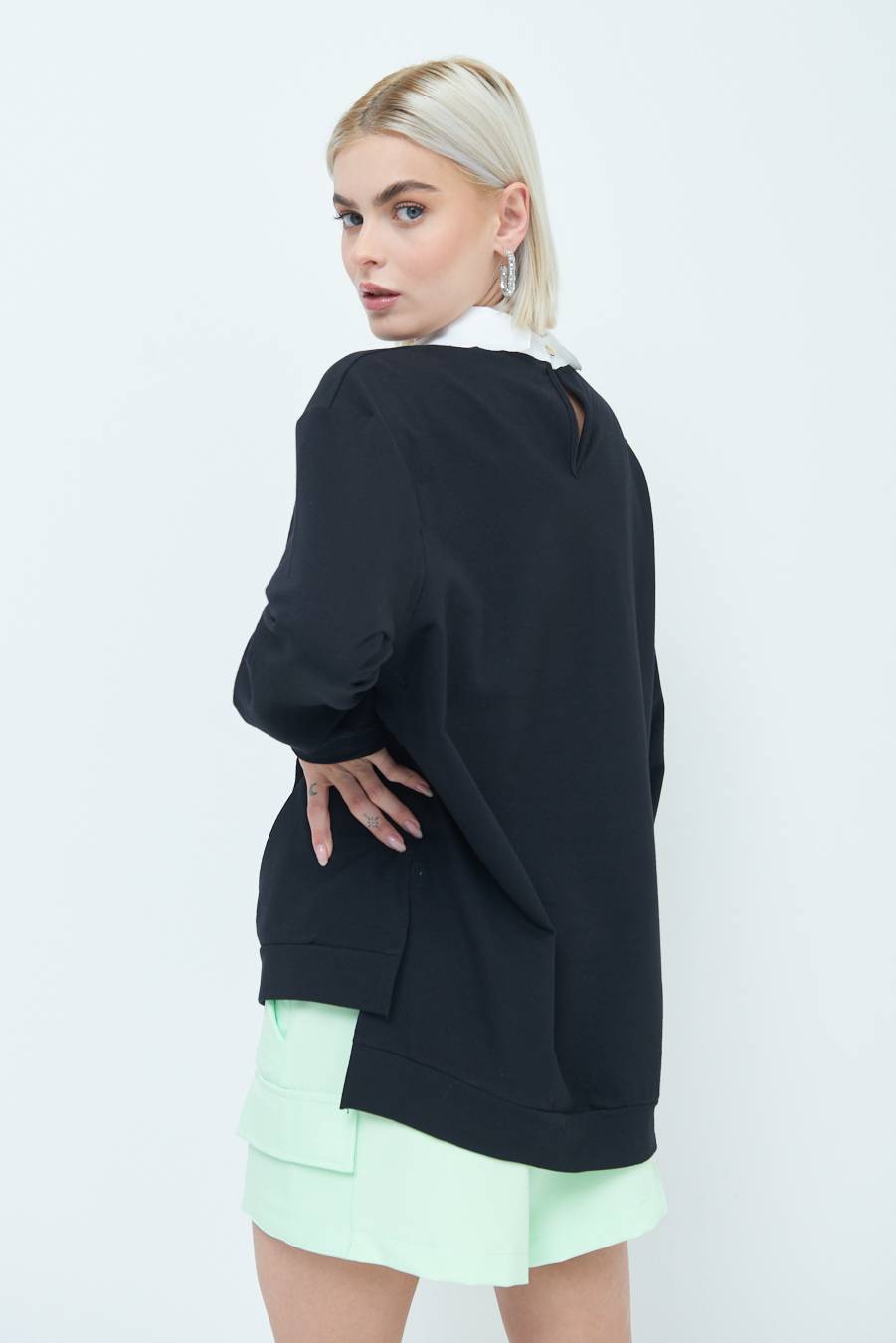 Kikisix FELPA CON COLLETTO CON STRASS NERO Prezzo Ridotto