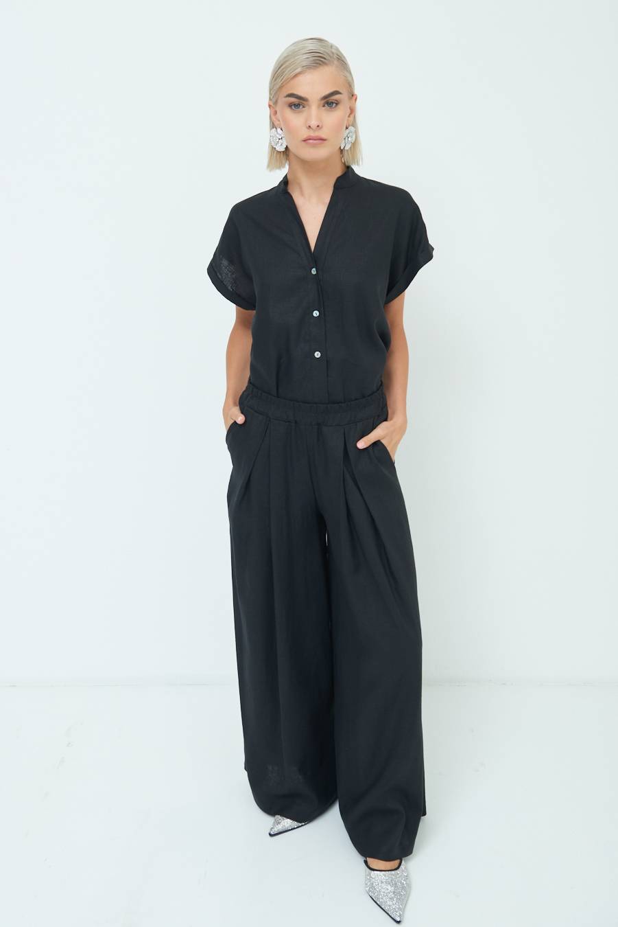 Kikisix PANTA PALAZZO CON PINCE NERO Outlet
