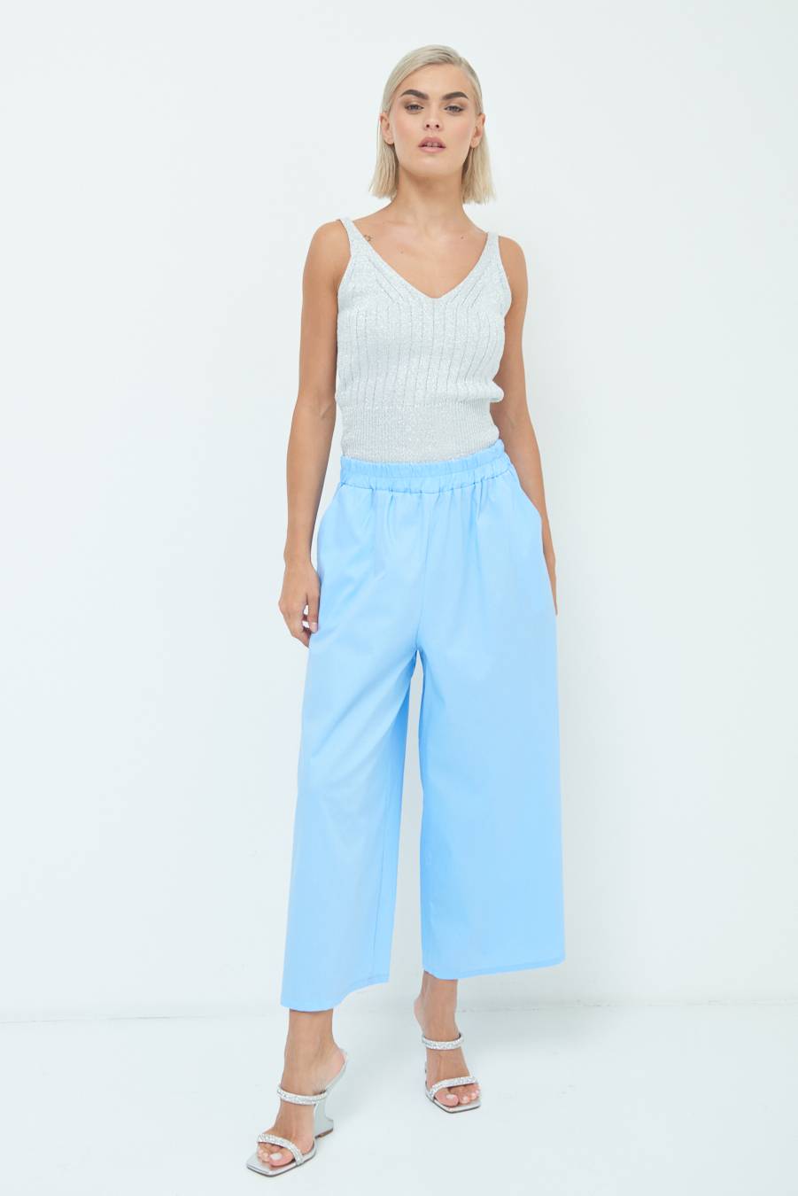 Kikisix PANTALONE CROP ELASTICO UNITO CELESTE Offerte