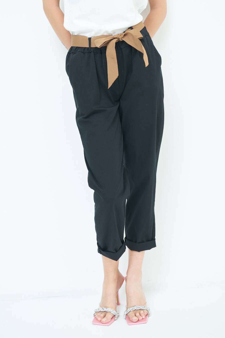 Kikisix PANTALONE DRITTO CON RISVOLTO NERO In Saldo