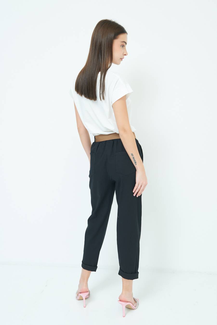 Kikisix PANTALONE DRITTO CON RISVOLTO NERO In Saldo