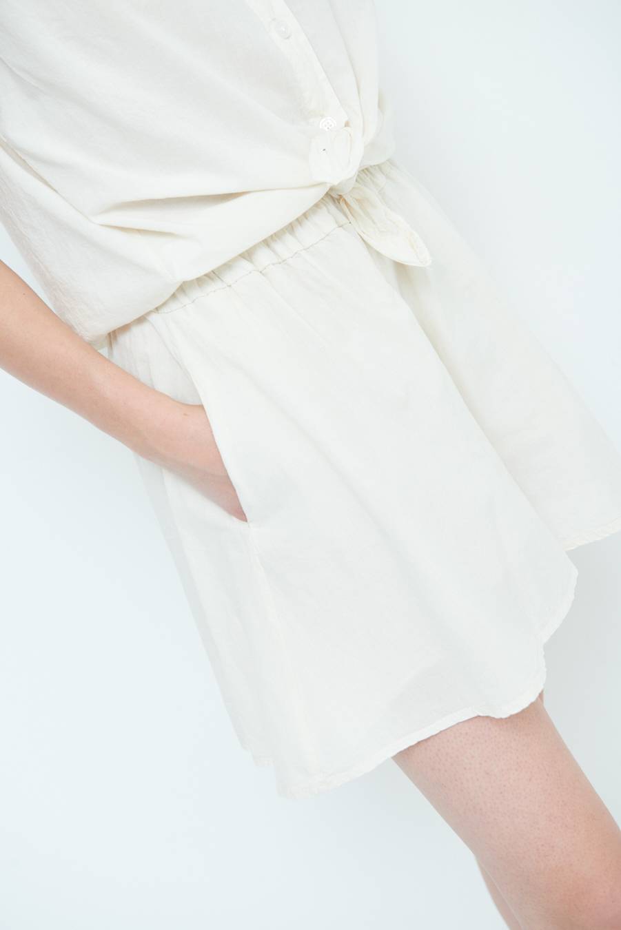 Kikisix SHORTS CON TASCHE BURRO Offerte esclusive