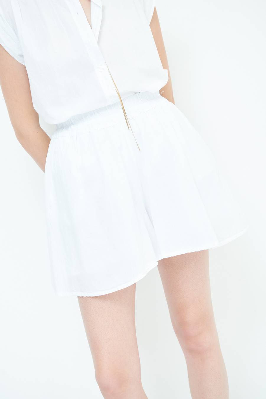 Kikisix SHORTS CON TASCHE BIANCO Lightning offer