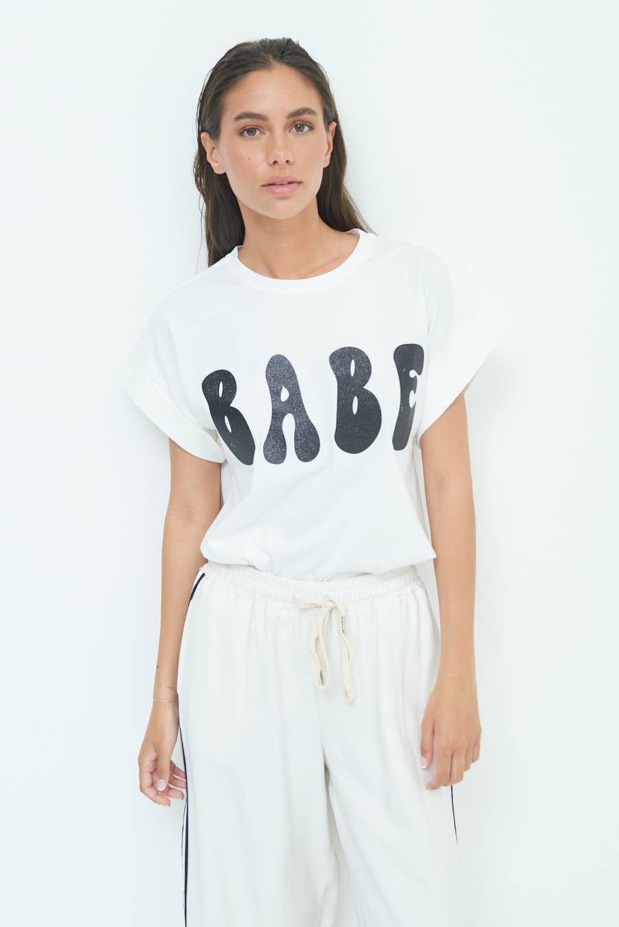Kikisix T-SHIRT "BABE" NERO Comprane uno, ottenene uno gratis