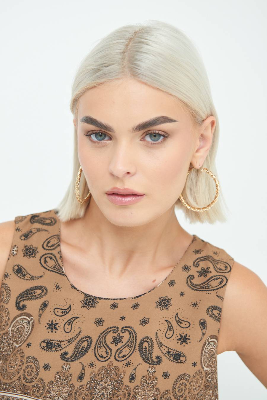 Kikisix CROP TOP STAMPA CAMMELLO Discount Store per i nuovi prodotti