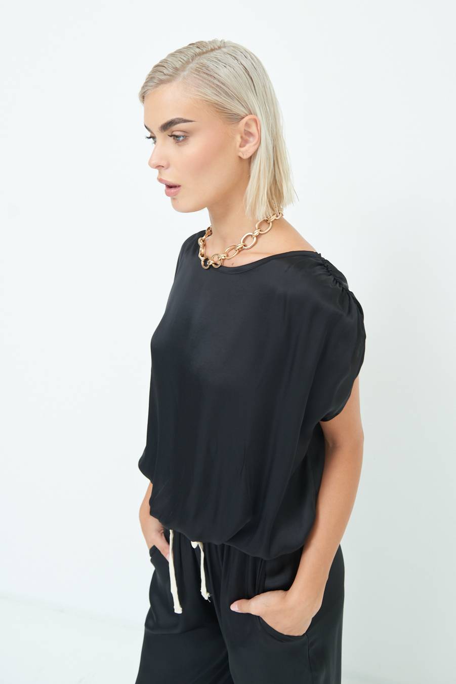 Kikisix TOP CON ELASTICO FONDO SCOLLO BALA NERO Esporta salva
