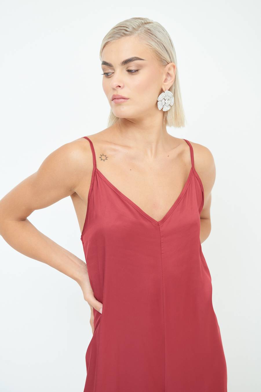 Kikisix TUTA PALAZZO RASO ROSSO INDIA Promozione Limitata