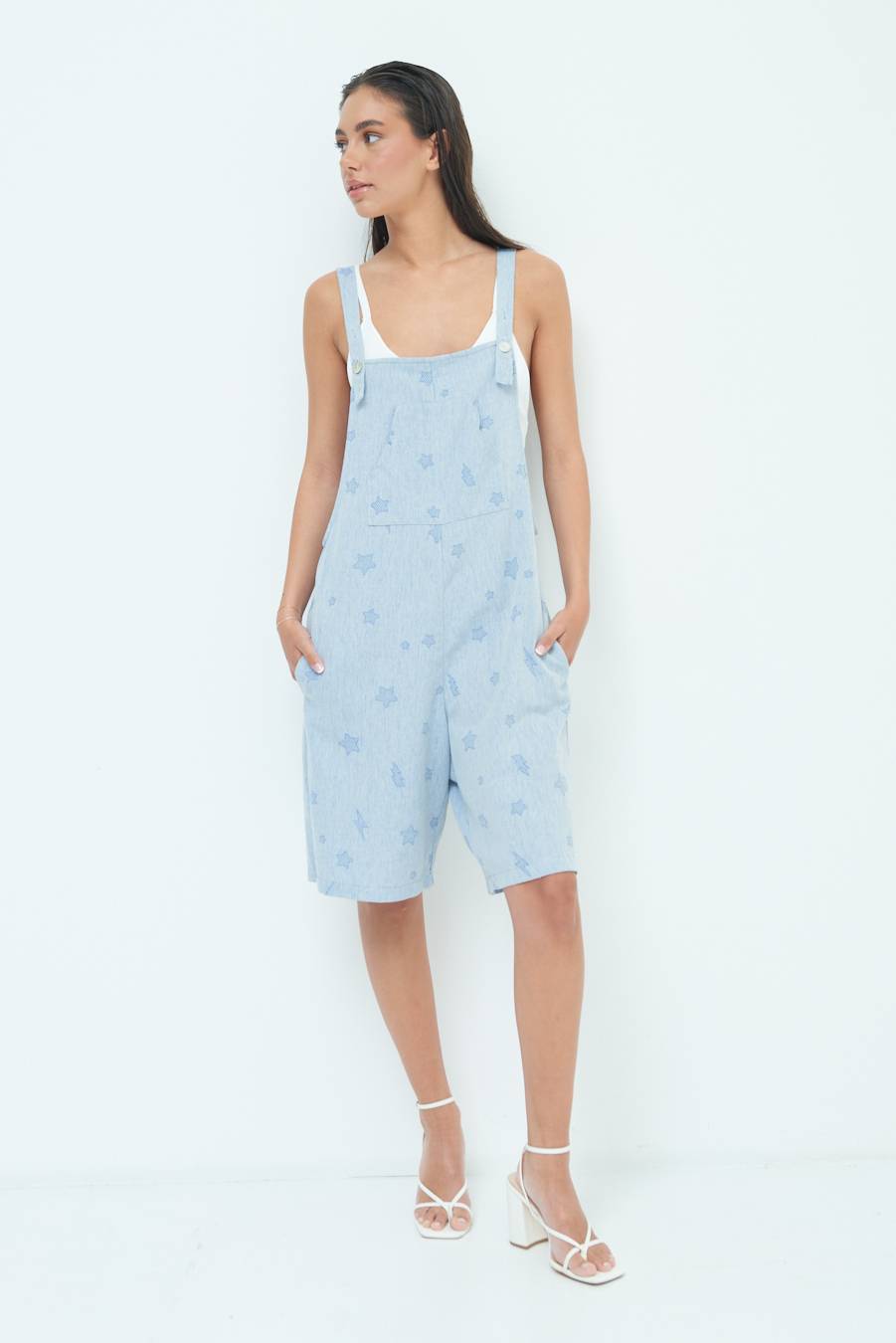 Kikisix SALOPETTE BERMUDA CON STELLE E FULMINI BLU CHIARO Sottocosto