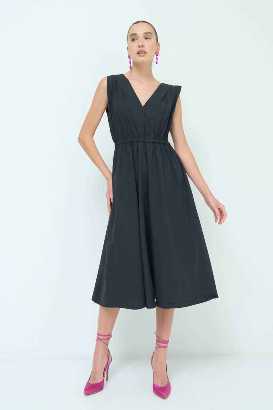 Kikisix ABITO MIDI CON ELASTICO NERO Economico