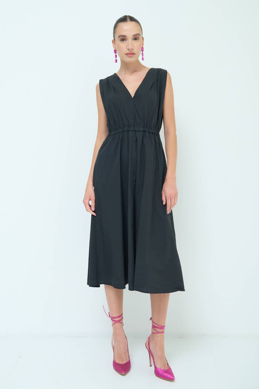 Kikisix ABITO MIDI CON ELASTICO NERO Economico
