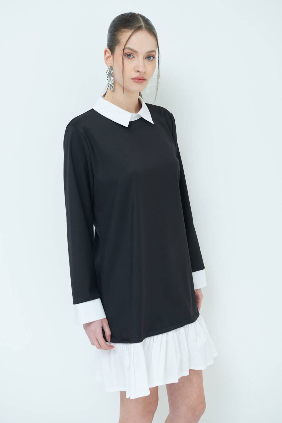Kikisix ABITO FINTA CAMICIA BIANCO/NERO Offerte speciali