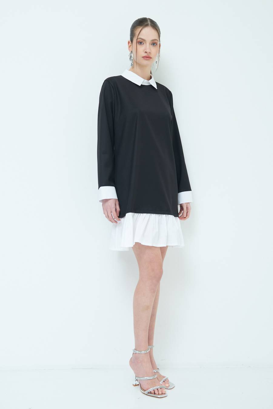 Kikisix ABITO FINTA CAMICIA BIANCO/NERO Offerte speciali