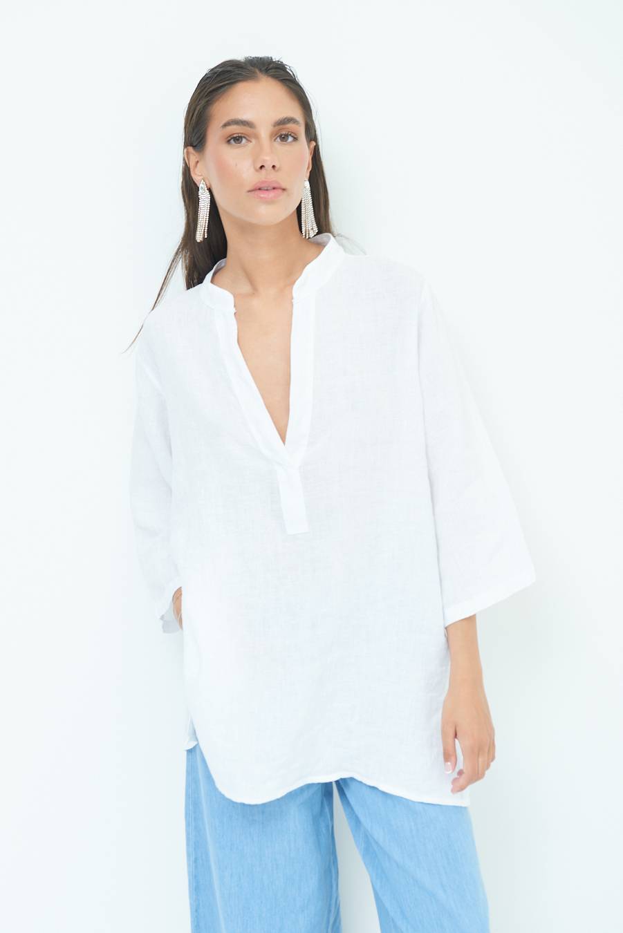 Kikisix CAMICIA COLLO COREANA OVERSIZE CON SPACCHI BIANCO Ultimo giorno