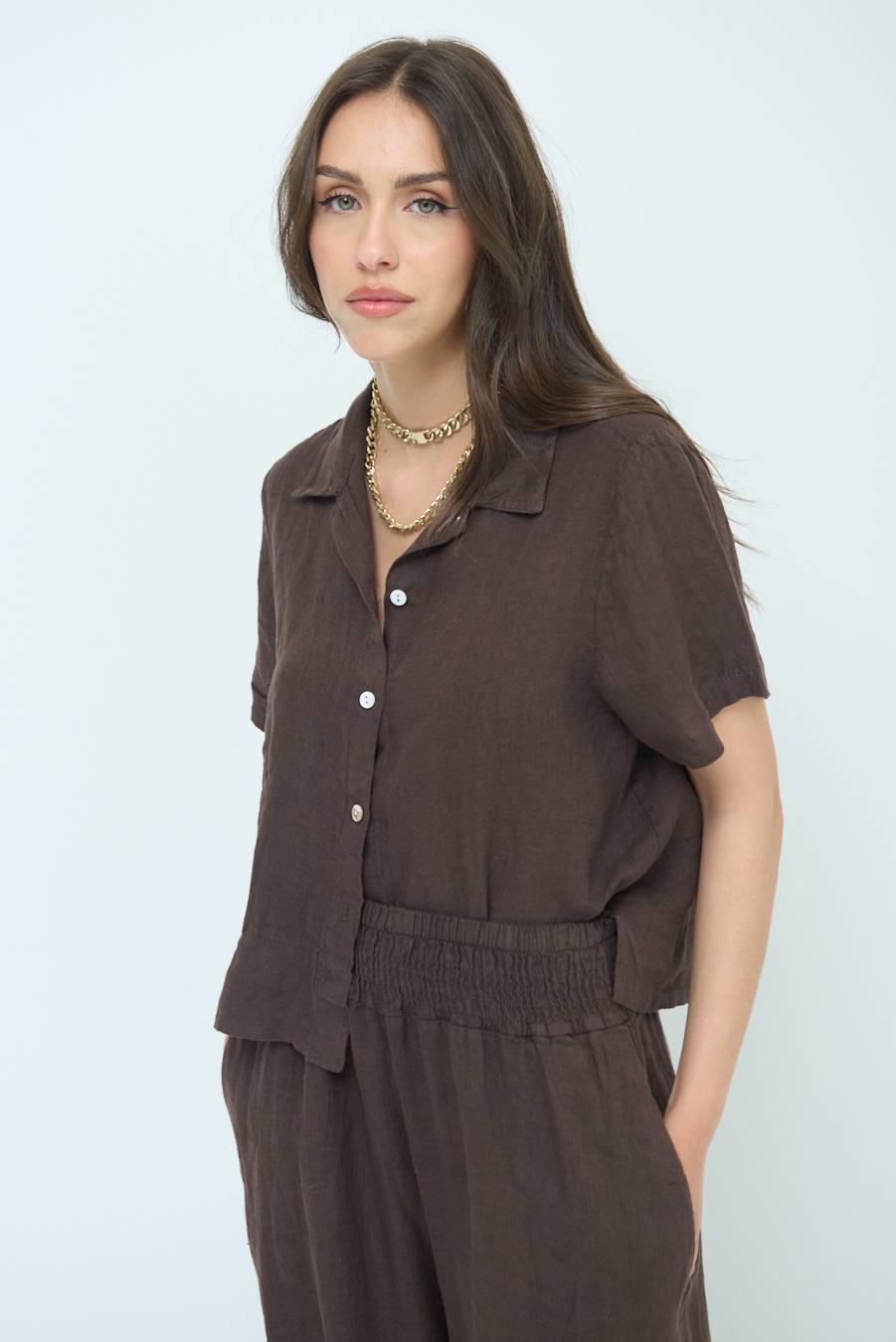Kikisix CAMICIA LINO MEZZA MANICA CIOCCOLATO Fino al 60% di sconto