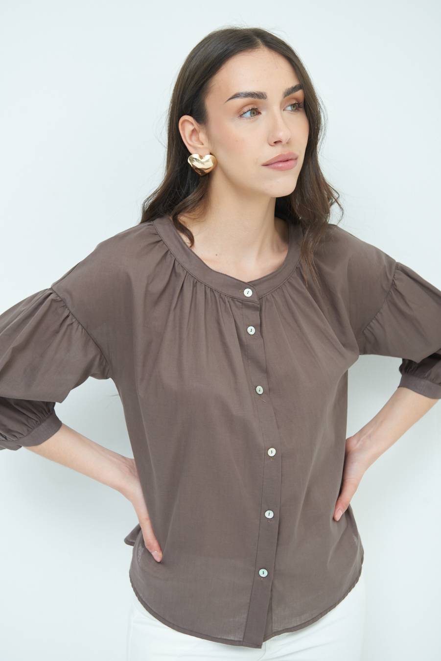 Kikisix CAMICIA SCOLLO INCRESPATO COTONE COFFEE 50% di sconto con spedizione gratuita