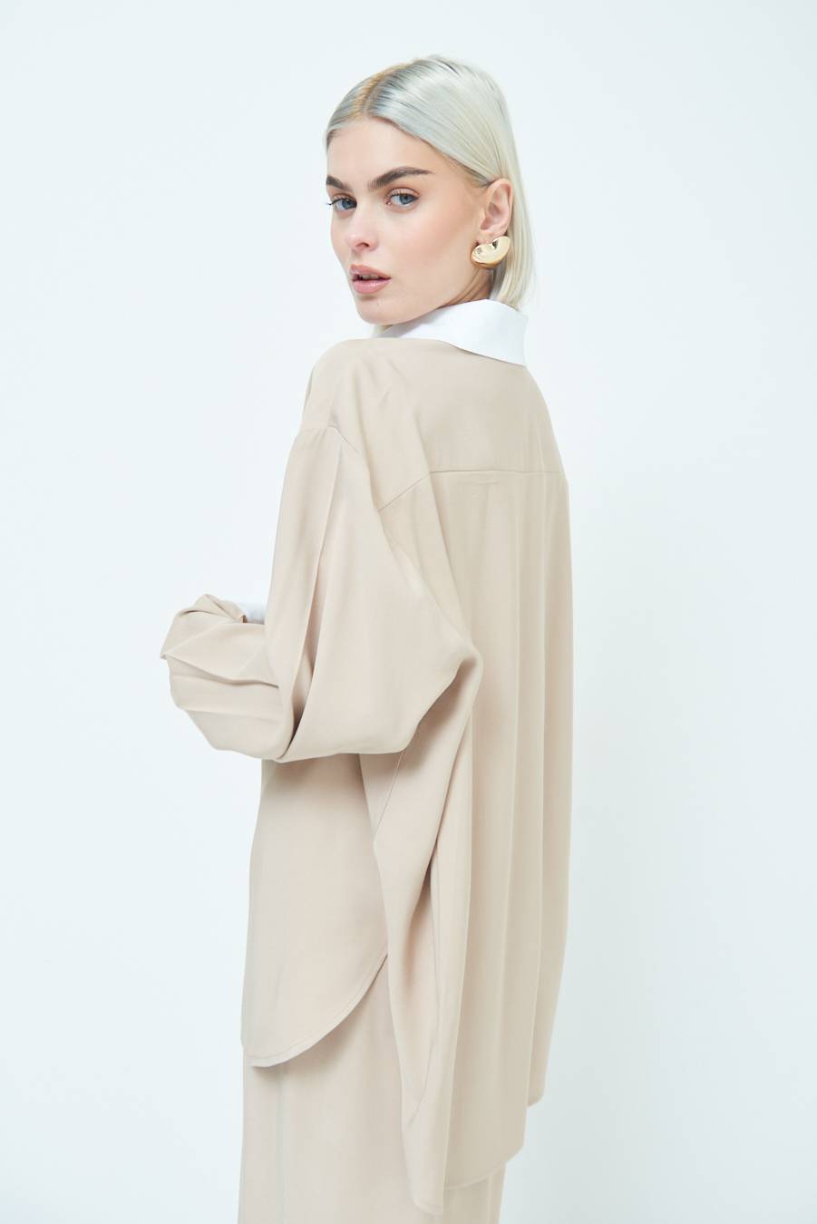 Kikisix CAMICIA COLLETTO B.CO BEIGE In vendita