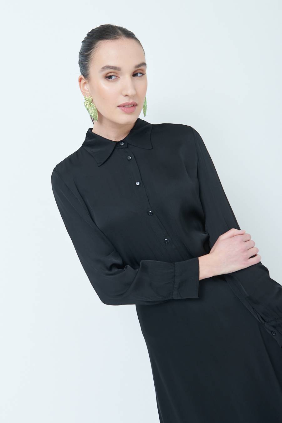 Kikisix CAMICIA RASO VISCOSA NERO 50% di sconto per tempo limitato