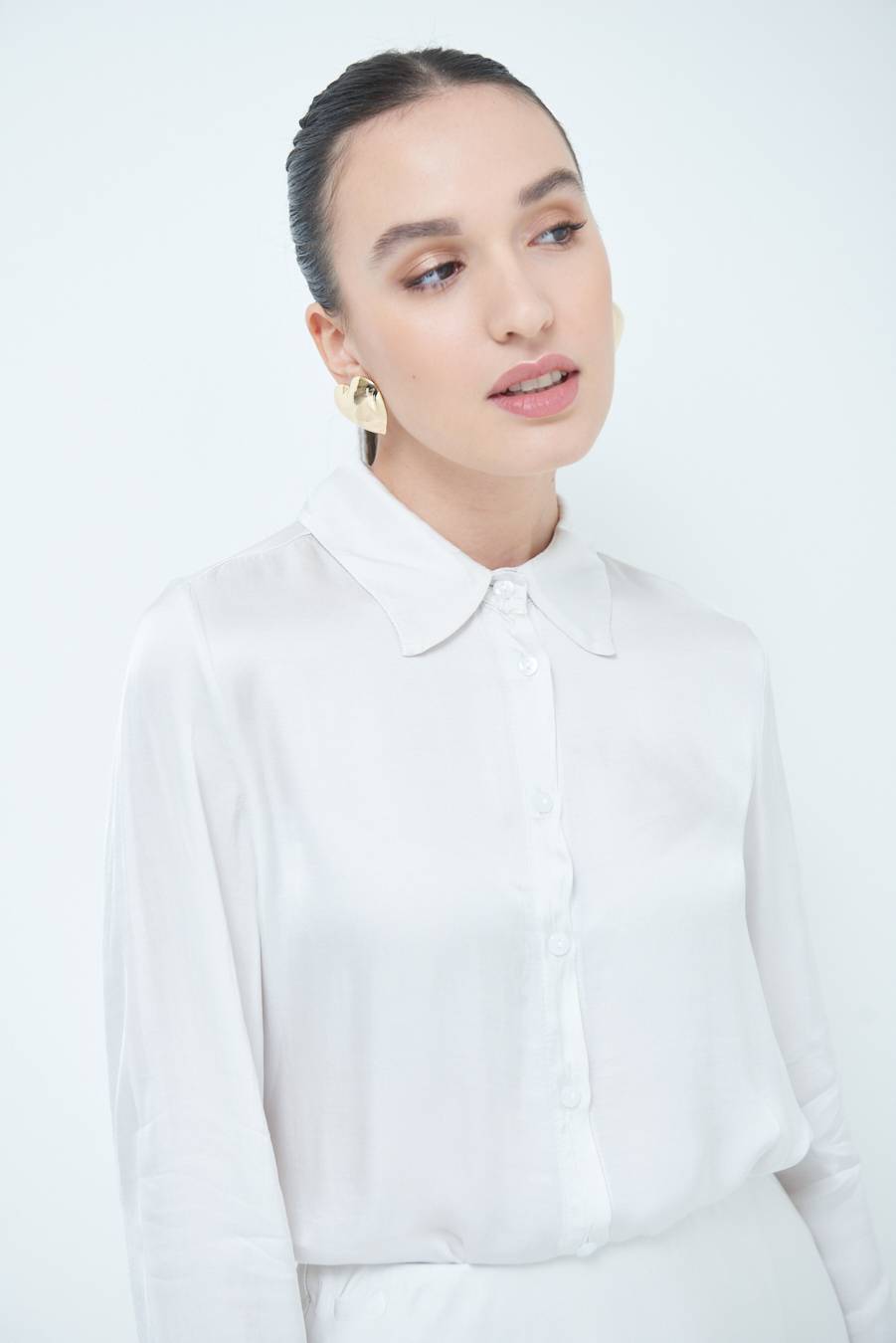 Kikisix CAMICIA RASO VISCOSA BEIGE Sconti questo mese