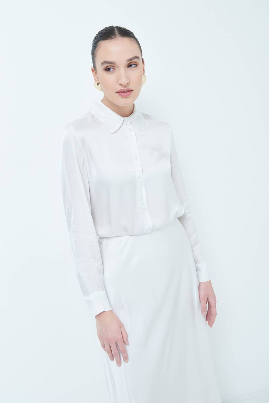 Kikisix CAMICIA RASO VISCOSA BEIGE Sconti questo mese