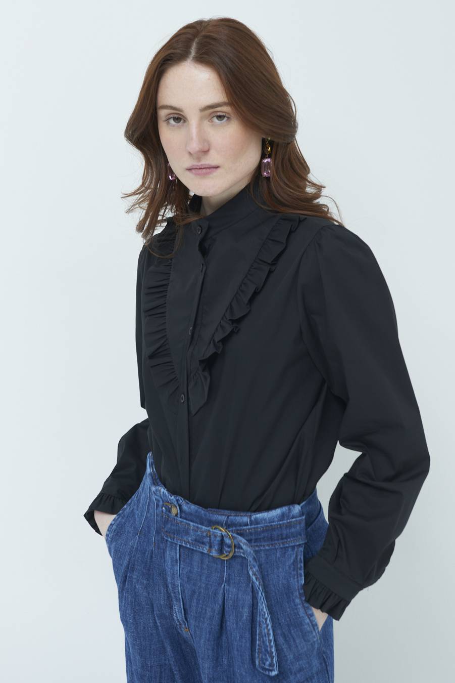 Kikisix CAMICIA CON ROUCHE NERO Pezzi Unici