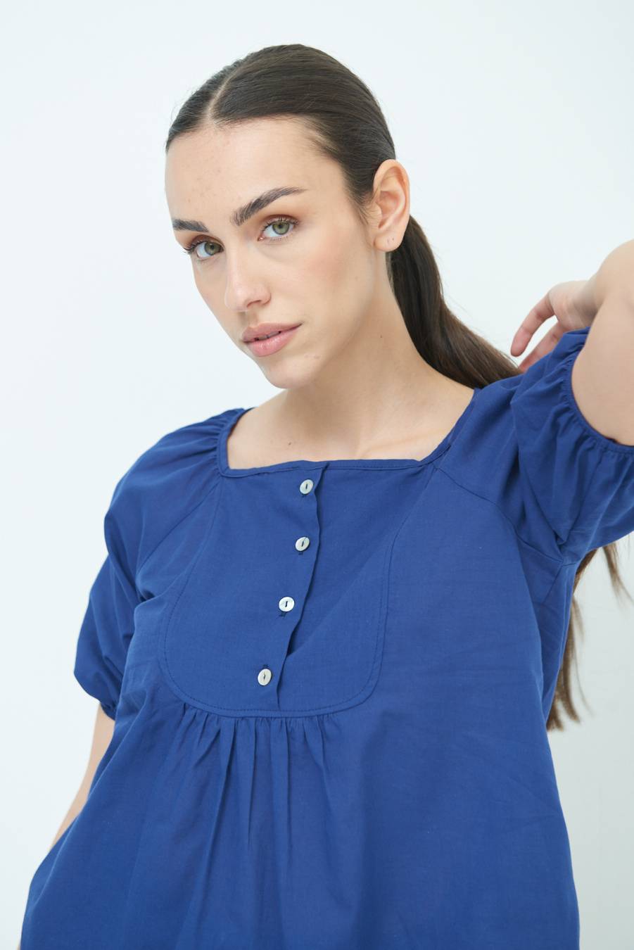 Kikisix CAMICIA CON BOTTONCINI DAV. COTONE BLU Sconto