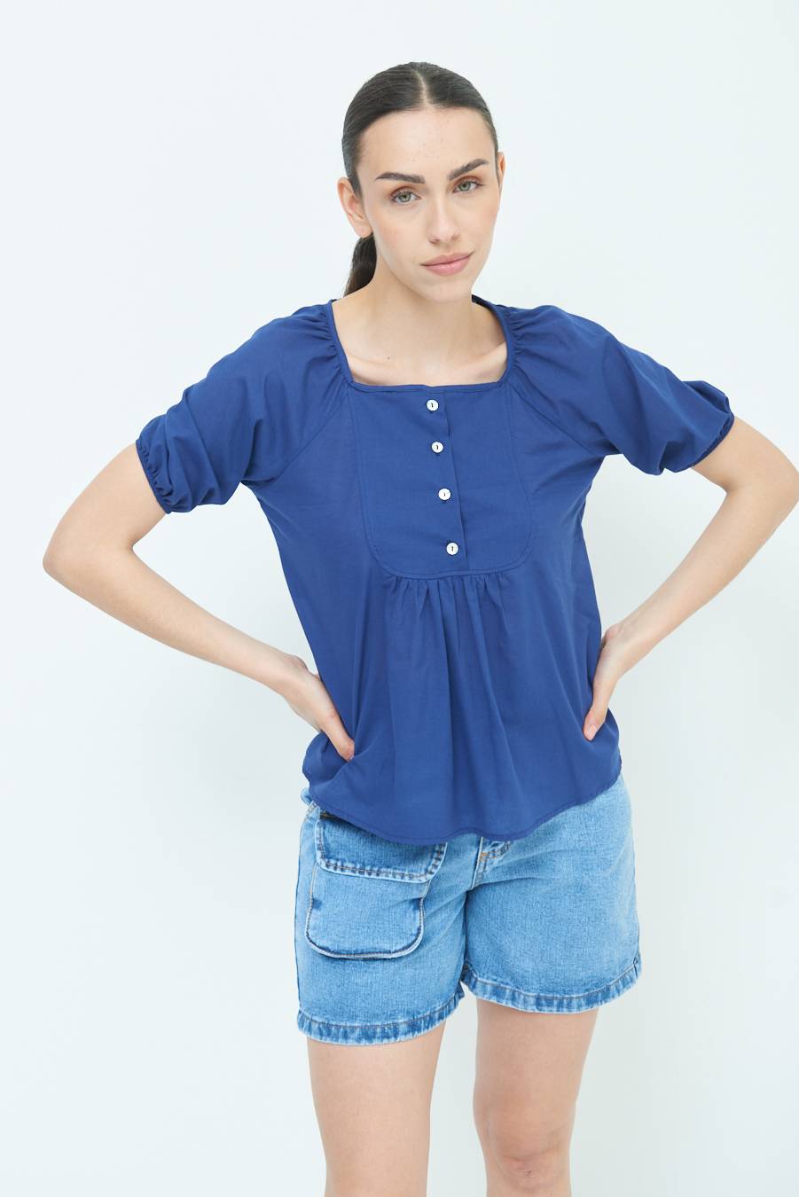 Kikisix CAMICIA CON BOTTONCINI DAV. COTONE BLU Sconto