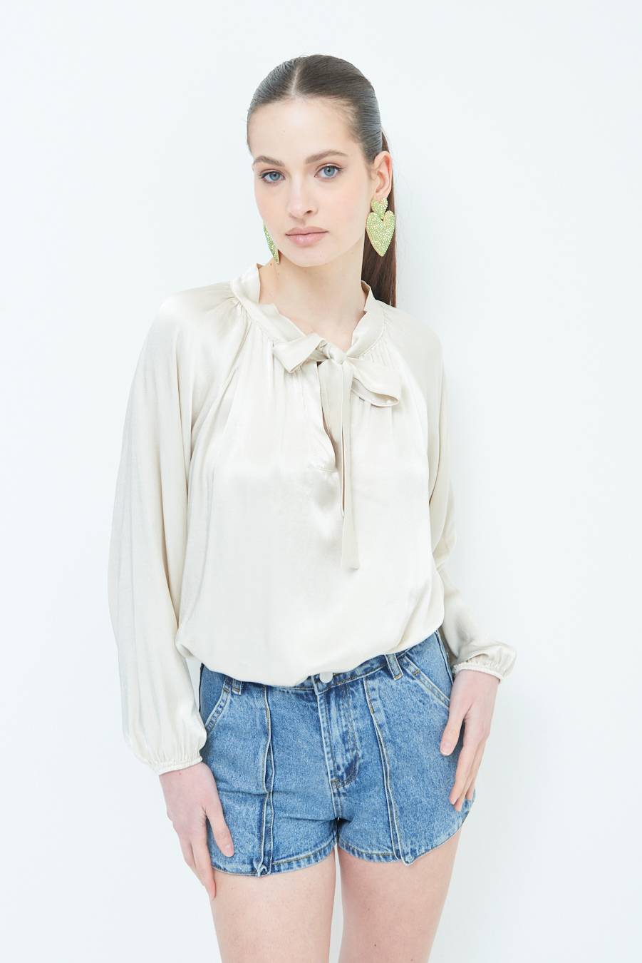 Kikisix CASACCA RASO VISCOSA FIOCCO/CRAVATTA BEIGE Saldi