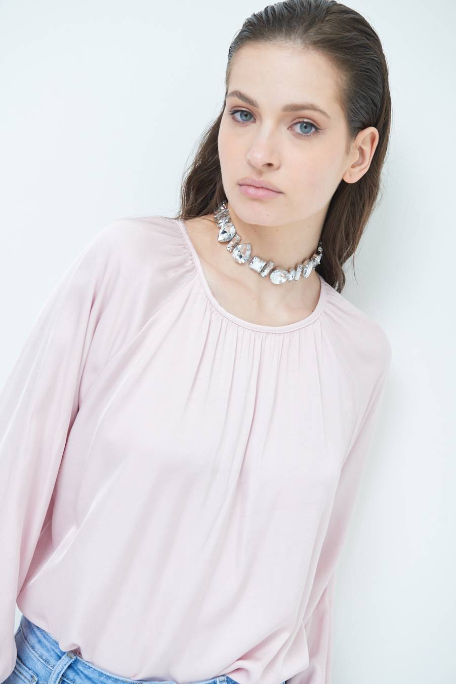 Kikisix CASACCA RASO VISCOSA INCRESPATA COLLO ROSA Offerte
