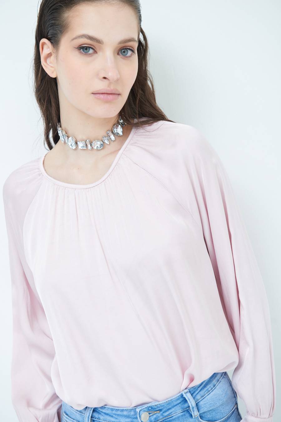 Kikisix CASACCA RASO VISCOSA INCRESPATA COLLO ROSA Offerte