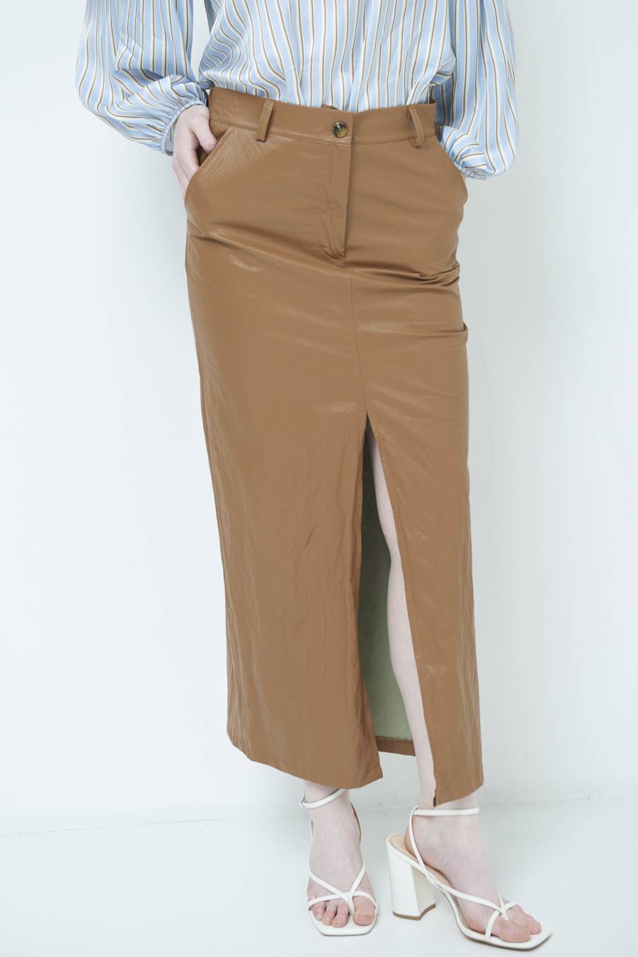 Kikisix GONNA ECOPELLE STROPICCIATA BEIGE Grandi sconti