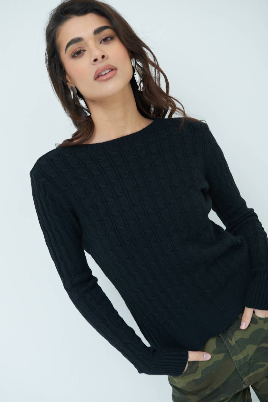Kikisix MAGLIA PARICOLLO DISEGNO TRECCIA NERO Offerte stagionali