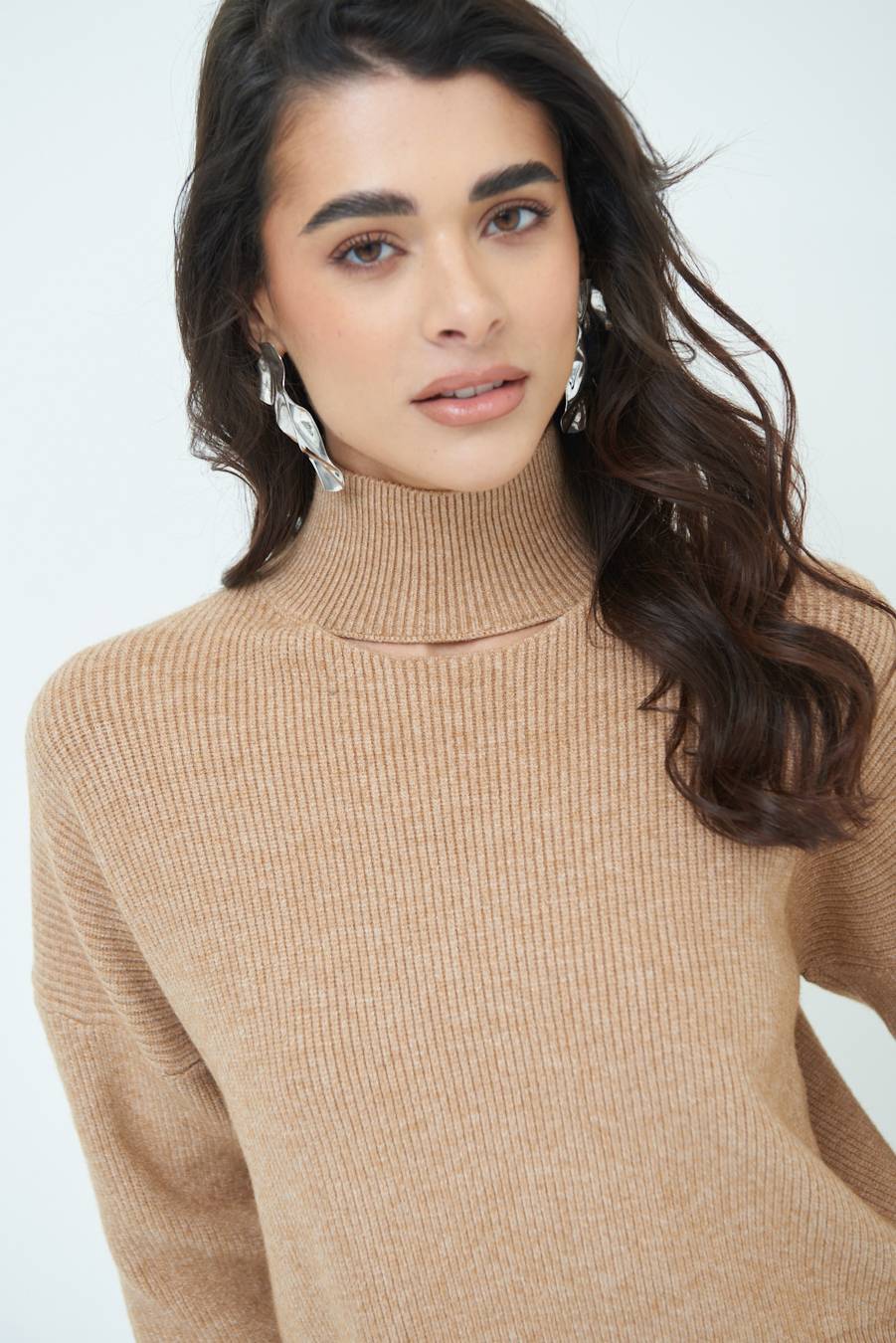 Kikisix MAGLIA COSTINA BUCO DAV. CAMMELLO Comprane uno, ottenene uno gratis