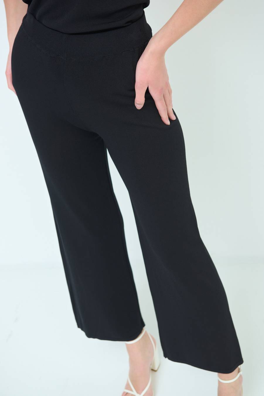 Kikisix PANTALONE PALAZZO MAGLIERIA NERO Discount Store per i nuovi prodotti