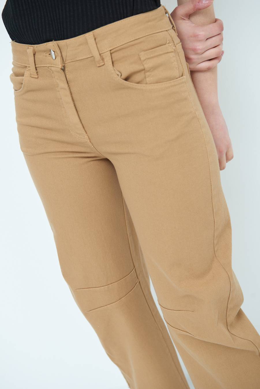 Kikisix PANTALONE LINEA UOVO CAMMELLO Esporta salva