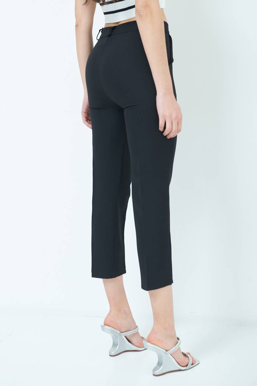 Kikisix PANTALONE SIGARETTA NERO Duty-free