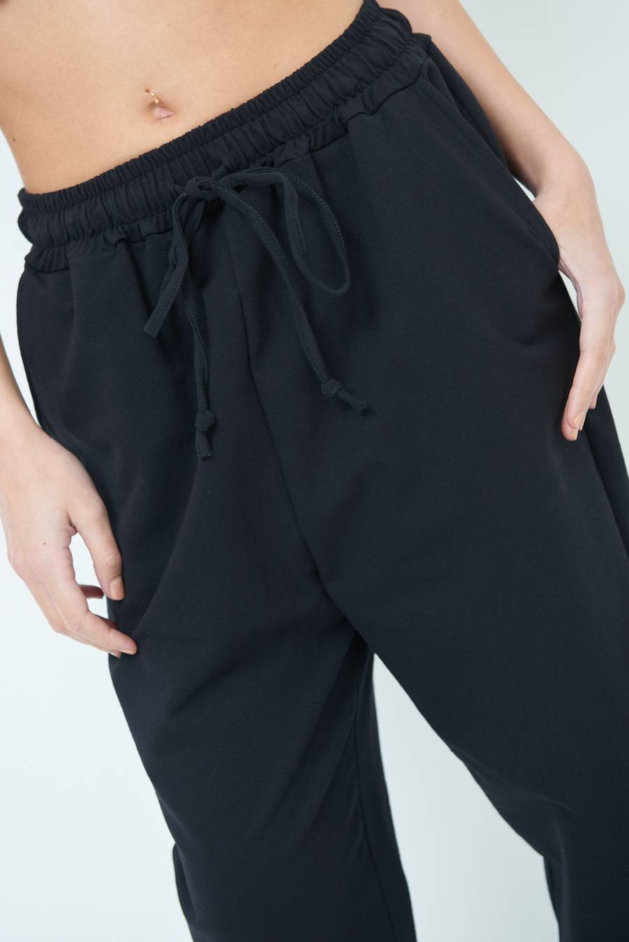 Kikisix PANTALONE TUTA NERO Qualità Garantita
