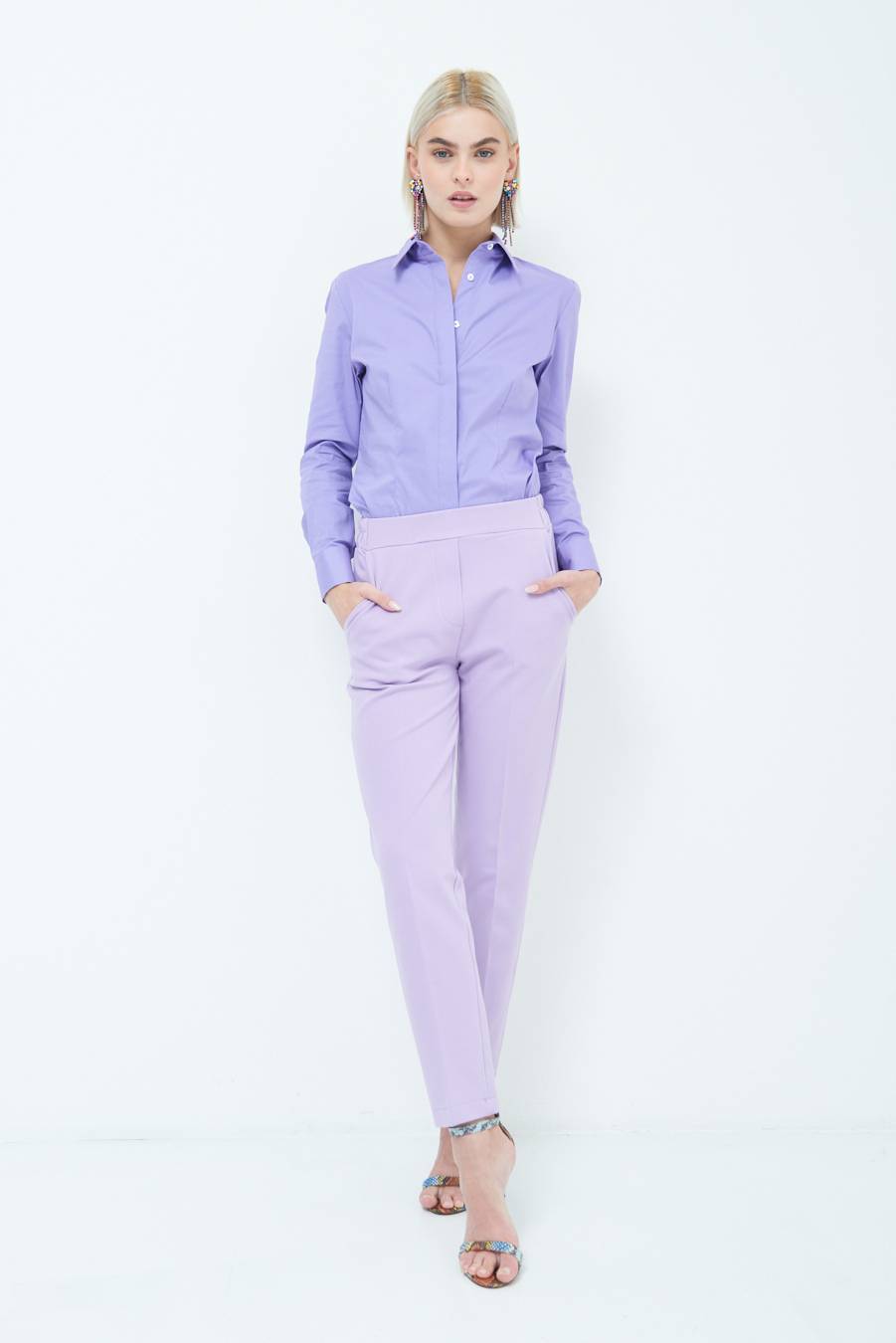 Kikisix PANTALONE SIGARETTA LILLA Sottocosto