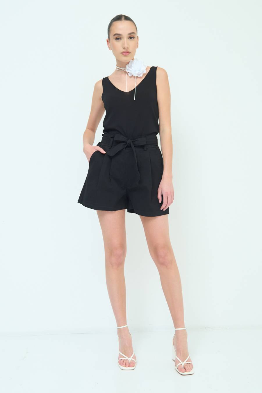 Kikisix SHORT CON CINTURA FASCIA NERO Offerte