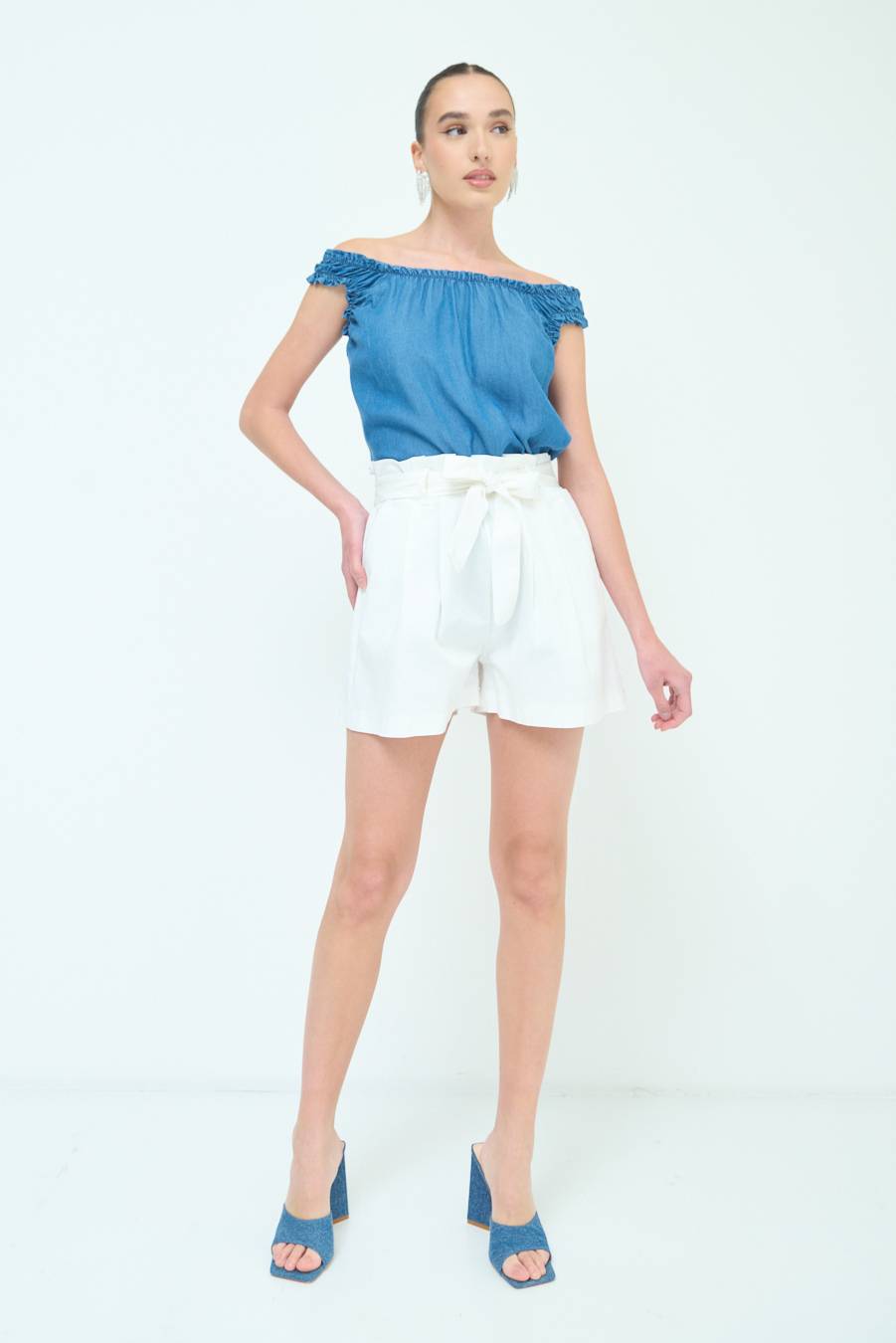 Kikisix SHORT CON CINTURA FASCIA BIANCO Vendita Calda