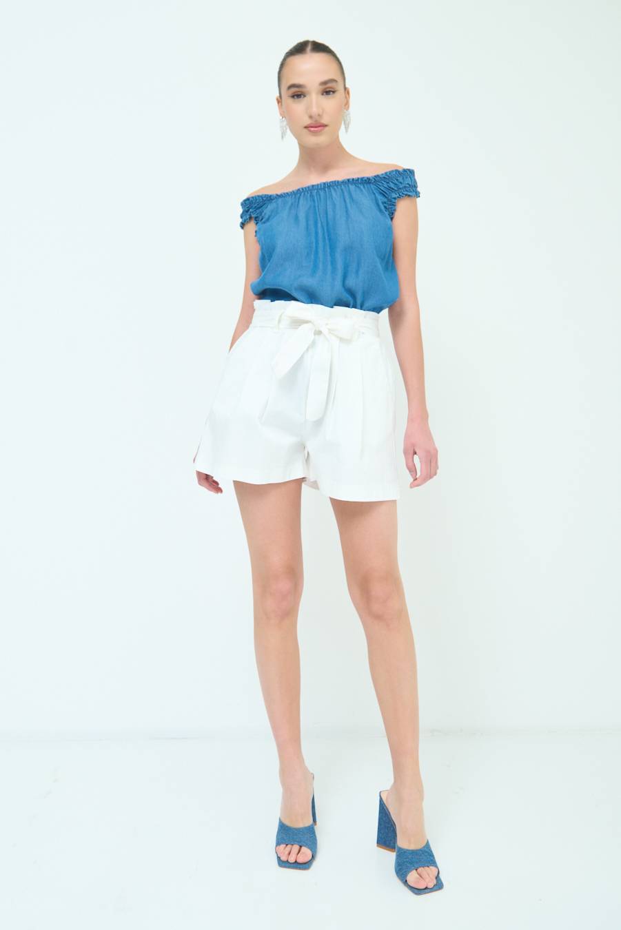 Kikisix SHORT CON CINTURA FASCIA BIANCO Vendita Calda