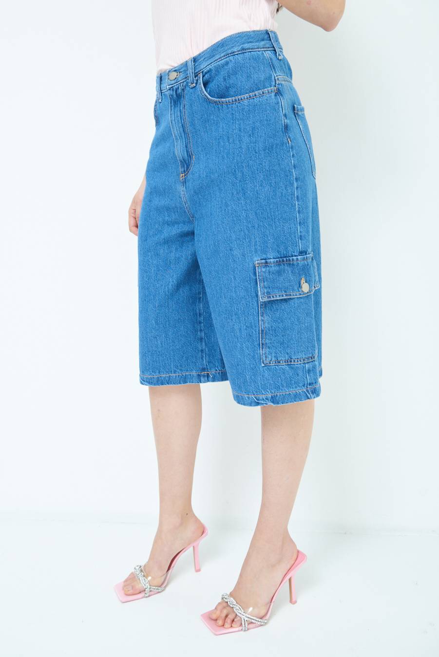 Kikisix PANTALONE CON TASCONE 3/4 JEANS Nuova