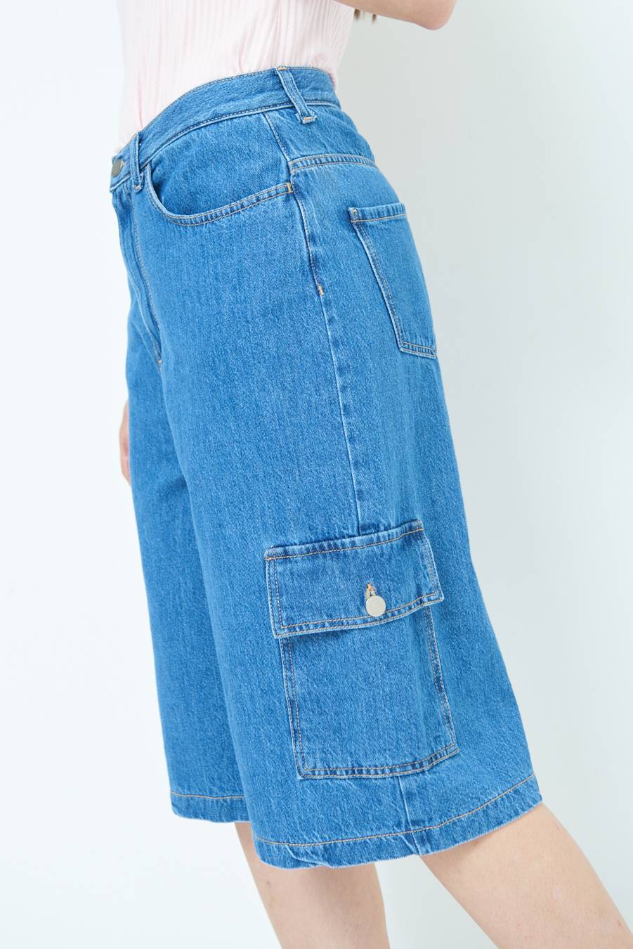 Kikisix PANTALONE CON TASCONE 3/4 JEANS Nuova